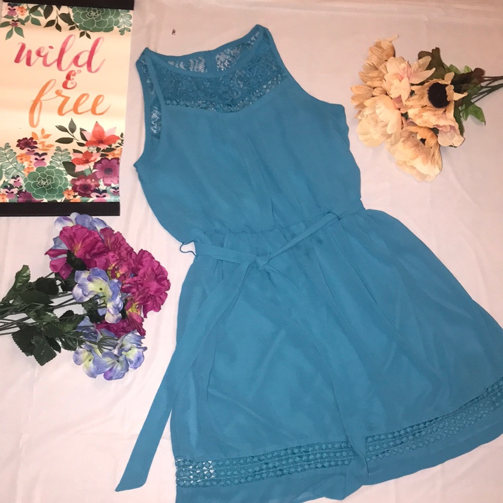 🦋Stunning Lightweight Teal Dress🦋